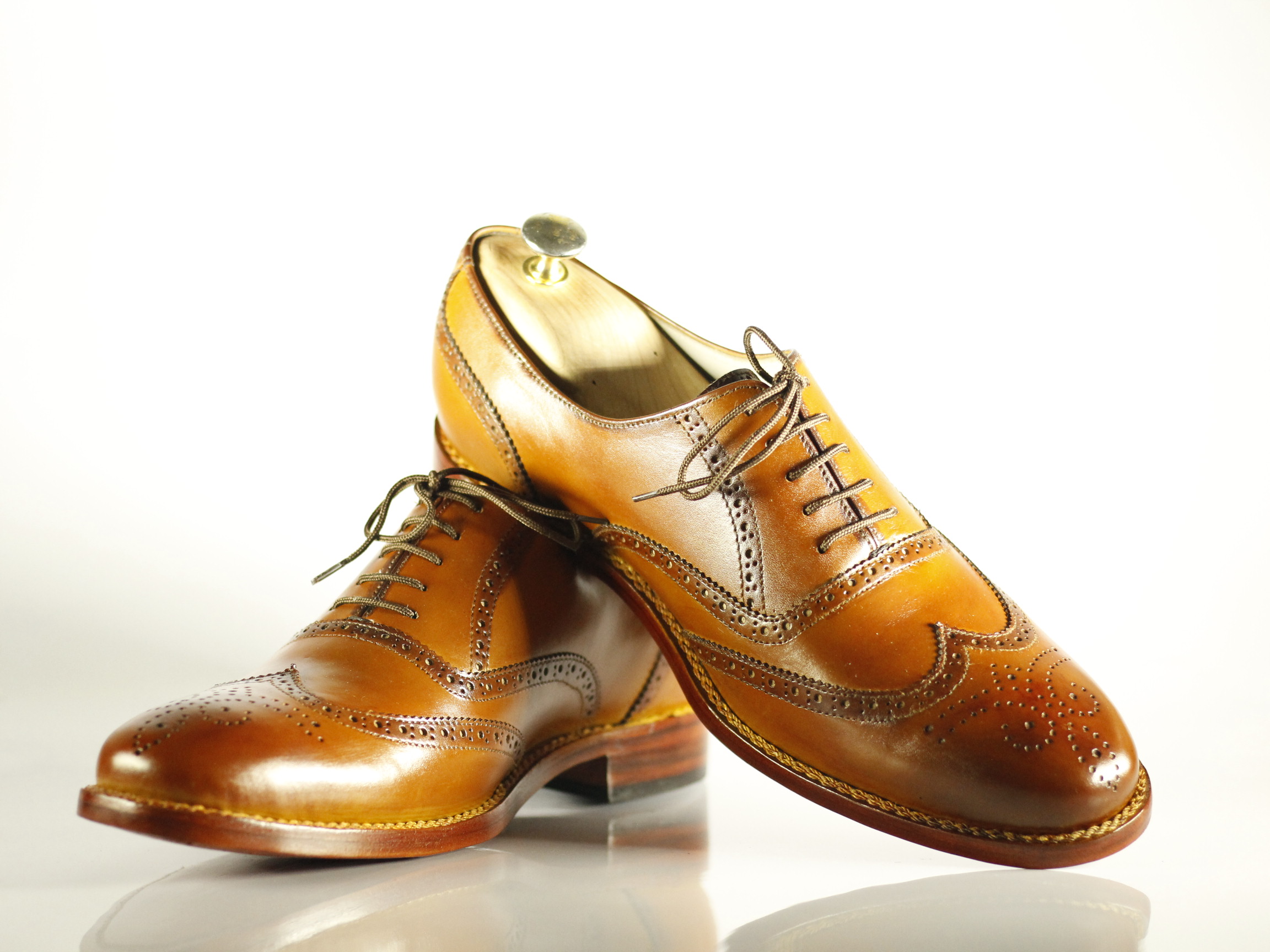Handmade Mens Tan Color Leather Wing Tip Brogue